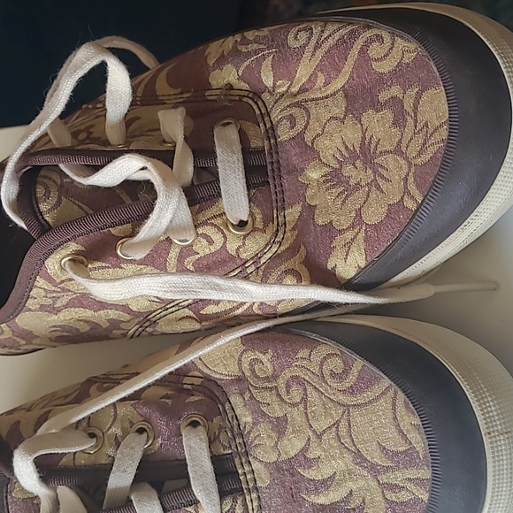 Keds sneakers size 9 - Picture 2 of 3